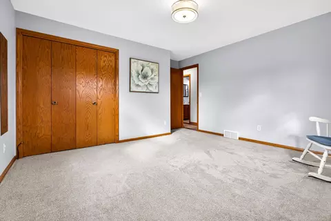 Bedroom - 1428 E Pershing St, Appleton, WI 54911 photo 5 of 6