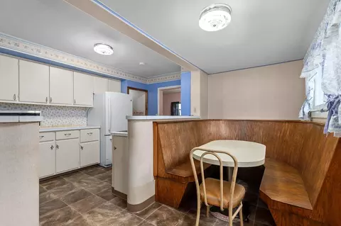Kitchen - 425 S Main St, Iola, WI 54945 photo 4 of 5