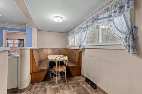 Dining - 425 S Main St, Iola, WI 54945 photo 1 of 1