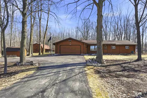 n8874 South Coop Road, Menasha, WI 54952