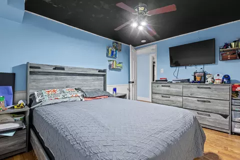 Bedroom - 726 W Summer St, Appleton, WI 54914 photo 4 of 5