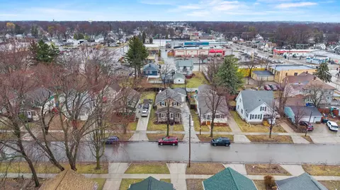 View/Area - 726 W Summer St, Appleton, WI 54914 photo 3 of 20