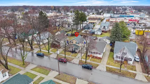View/Area - 726 W Summer St, Appleton, WI 54914 photo 2 of 20