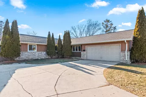 1491 Shawano Ave, Green Bay, WI 54303