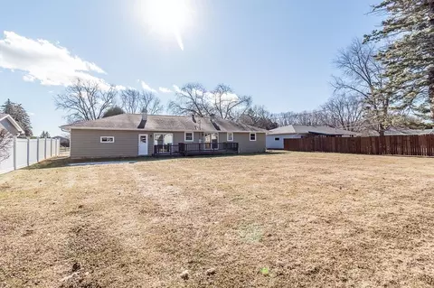Exterior - 3514 W 1st Ave, Appleton, WI 54914 photo 6 of 8