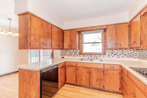 Kitchen - 3514 W 1st Ave, Appleton, WI 54914 photo 2 of 3