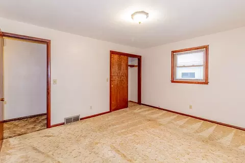 Bedroom - 3514 W 1st Ave, Appleton, WI 54914 photo 2 of 5