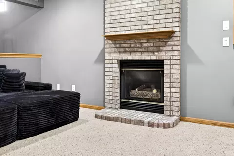 Living - n371 Fieldside Lane, Appleton, WI 54915 photo 7 of 7