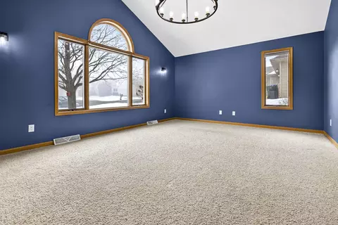 Living - n371 Fieldside Lane, Appleton, WI 54915 photo 2 of 7
