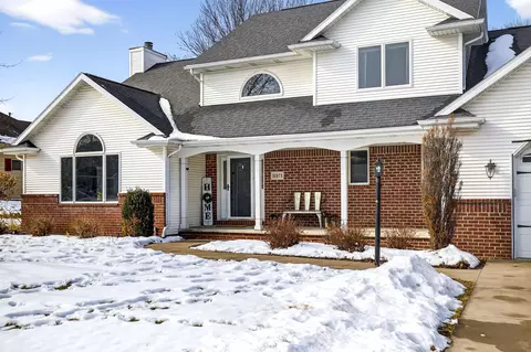Exterior - n371 Fieldside Lane, Appleton, WI 54915 photo 3 of 10