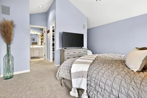 Bedroom - n371 Fieldside Lane, Appleton, WI 54915 photo 2 of 5