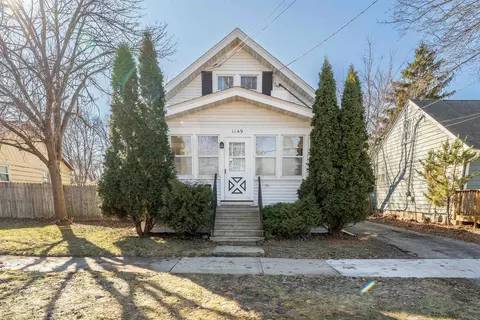 1149 W 6th Ave, Oshkosh, WI 54902