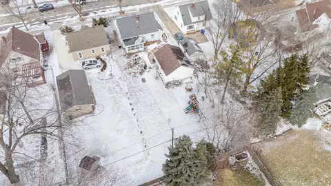 View/Area - 1417 W 8th St, Appleton, WI 54914 photo 2 of 2