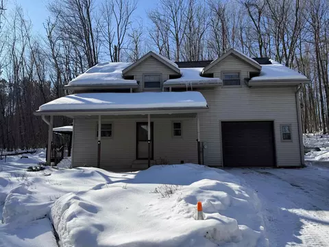 413 Deer Ln, Wabeno, WI 54566
