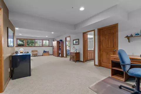 Other - 924 E Pondview Ct, Appleton, WI 54913 photo 8 of 13