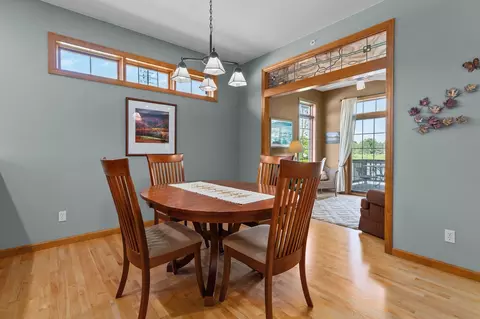 Dining - 924 E Pondview Ct, Appleton, WI 54913 photo 3 of 4