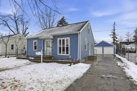 751 Madison St, Neenah, WI 54956