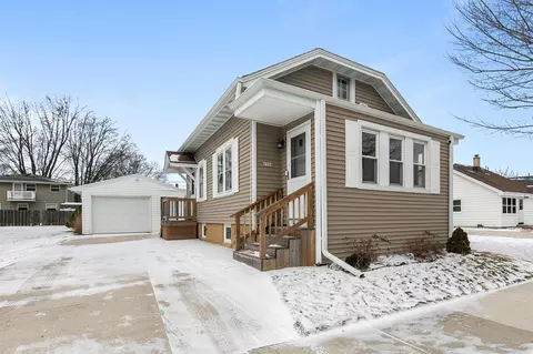 1538 N 27th St, Sheboygan, WI 53081