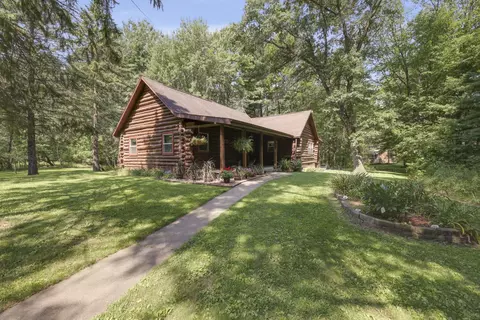 9405 County Rd Ah, Fremont, WI 54940