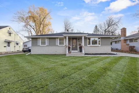 1437 E Glendale Ave, Appleton, WI 54911