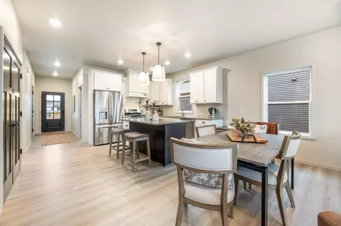 3722 Callalilly Ln, Appleton, WI 54913 photo 9