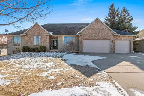 3364 Sitka St, Green Bay, WI 54311