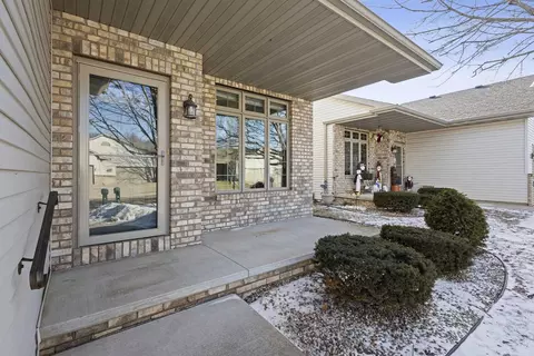 Exterior - 1819 E Sylvan Ave, Appleton, WI 54915 photo 7 of 18