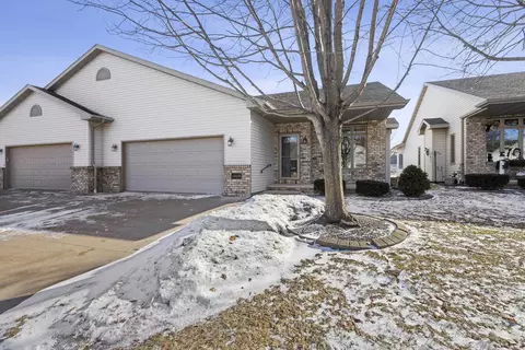 Exterior - 1819 E Sylvan Ave, Appleton, WI 54915 photo 4 of 18