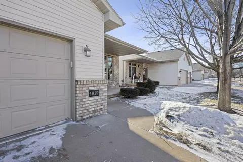 Exterior - 1819 E Sylvan Ave, Appleton, WI 54915 photo 6 of 18