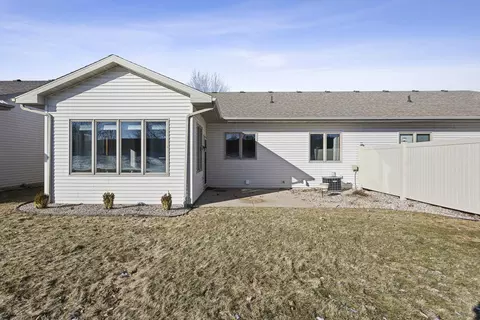 Exterior - 1819 E Sylvan Ave, Appleton, WI 54915 photo 13 of 18