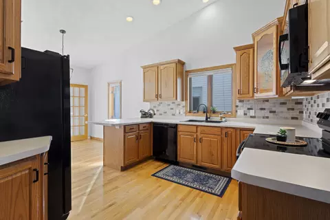 Kitchen - 1819 E Sylvan Ave, Appleton, WI 54915 photo 1 of 7