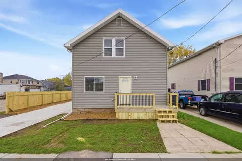 1315 W Summer St, Appleton, WI 54914