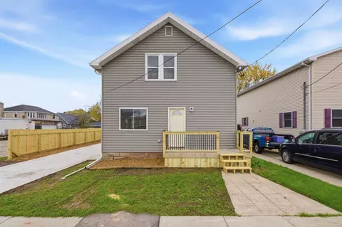 1315 W Summer St, Appleton, WI 54914