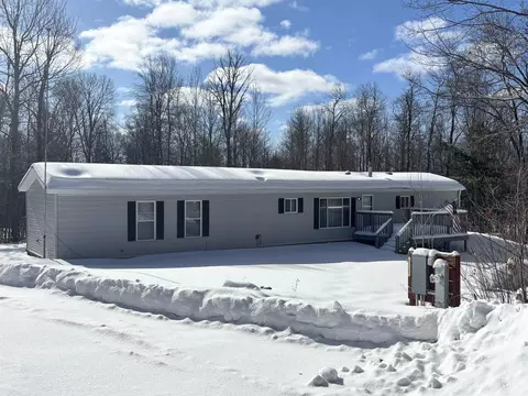 W10825 Woods Road, Dunbar, WI 54119