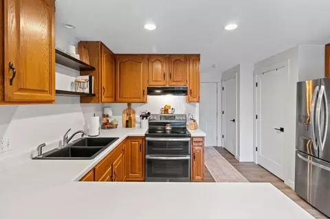 1933 Anita Ct, Appleton, WI 54913 photo 14
