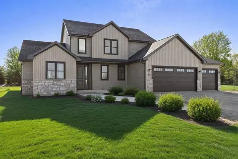 302 Lansdowne St, De Pere, WI 54115