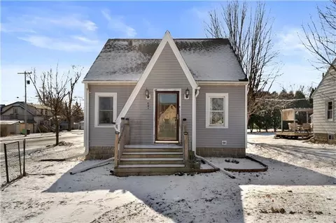 401 Mckinley St, Waupun, WI 53963