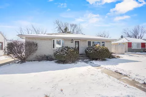 909 W Weiland Ave, Appleton, WI 54914 photo 3
