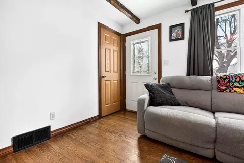Entry Way - 1623 S Jefferson St, Appleton, WI 54915 photo 1 of 2