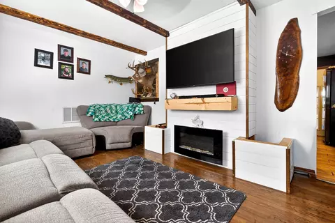 Living - 1623 S Jefferson St, Appleton, WI 54915 photo 1 of 1