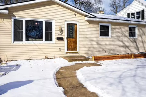Exterior - 1623 S Jefferson St, Appleton, WI 54915 photo 3 of 9