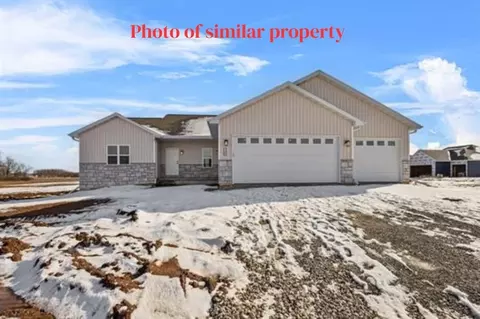 W5773 Roundstone Place, Menasha, WI 54952