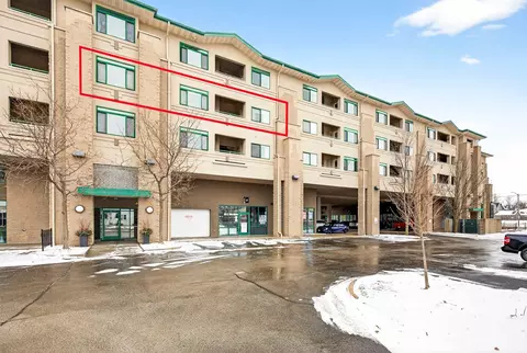 Exterior - 400 N Richmond St #328, Appleton, WI 54911 photo 1 of 5