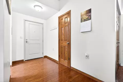 Entry Way - 400 N Richmond St #328, Appleton, WI 54911 photo 1 of 1
