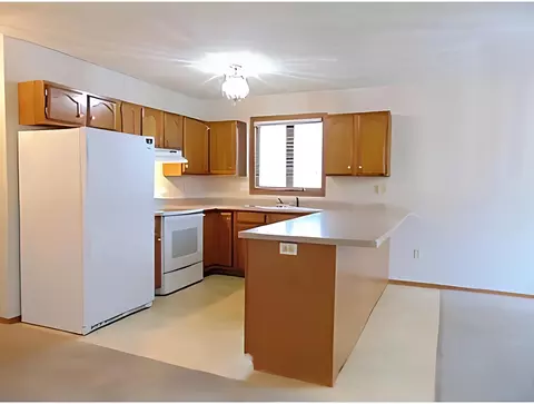 Kitchen - 2119 N Cloudview Dr, Appleton, WI 54914 photo 1 of 3