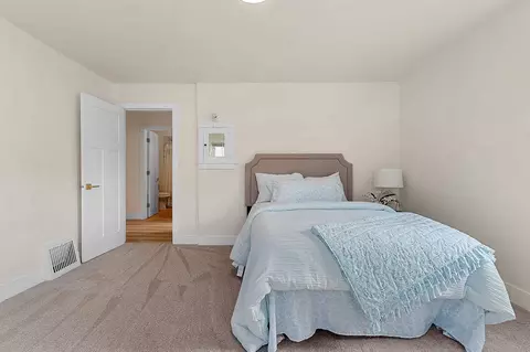 Bedroom - 518 S Telulah Ave, Appleton, WI 54915 photo 2 of 8