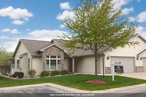 1383 Moonlight Ln, Fond Du Lac, WI 54937