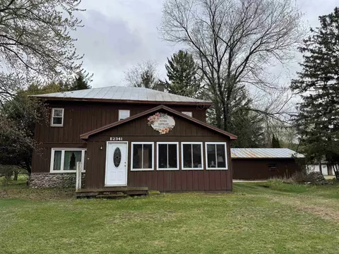 e2341 Danielson Road, Waupaca, WI 54981