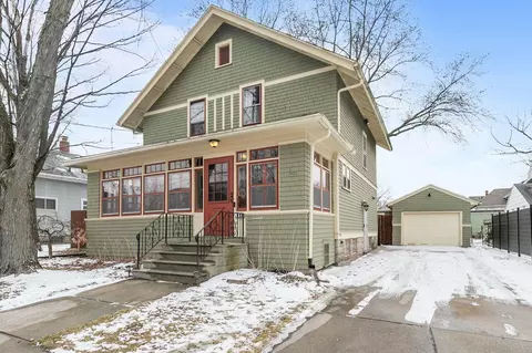 913 N Harriman St, Appleton, WI 54911