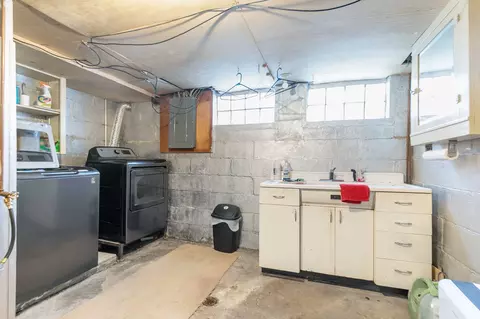 913 N Harriman St, Appleton, WI 54911 photo 32